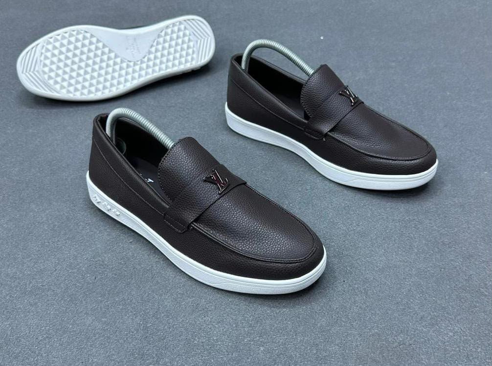 snrgoodman's tweet photo. Louis Vuitton Loafers🔥
 Quality Leather✅️
 Rubber Sole✅️
Sizes 40-45👌
Ksh. 3499/=

Orders up via 0791 061 950  or dm @good4lifekicks
Don't just dream it. Own it!⚡️ https://t.co/u9SXwMFAZR