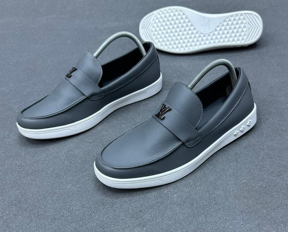 snrgoodman's tweet photo. Louis Vuitton Loafers🔥
 Quality Leather✅️
 Rubber Sole✅️
Sizes 40-45👌
Ksh. 3499/=

Orders up via 0791 061 950  or dm @good4lifekicks
Don't just dream it. Own it!⚡️ https://t.co/u9SXwMFAZR