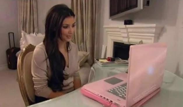 D1GITALPRINCESS's tweet photo. me coming online https://t.co/SPLQQojbBj