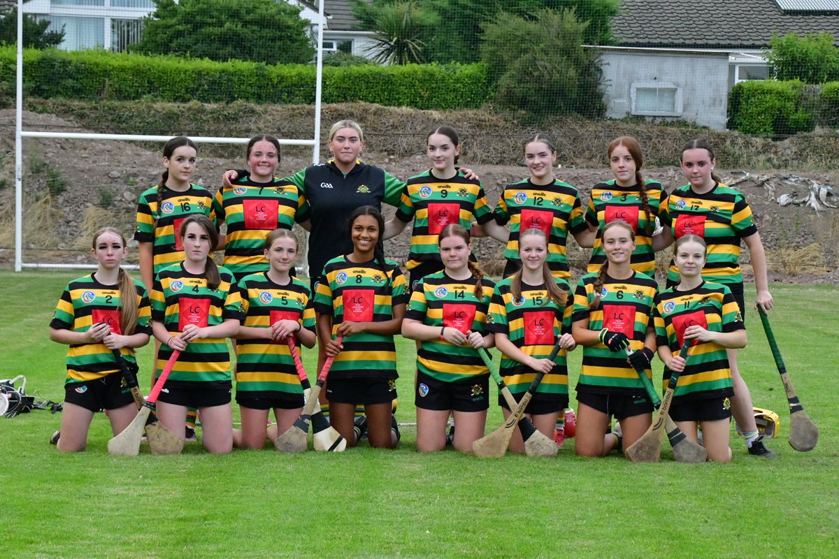 Glengirls1's tweet photo. Well done to our Minors and their mentors making in 3 in  a row victories in the Championship with a win against @ErinsOwn_GAA
@SeandunCamogie 
@CorkCamogie 
💚🖤💛 https://t.co/fCdwRfTAPU