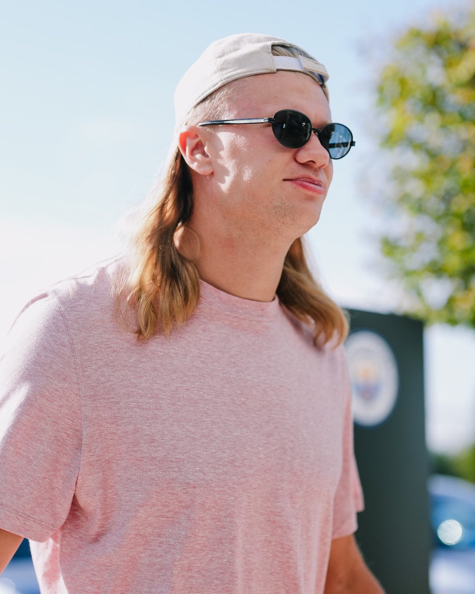 ManCityUS's tweet photo. Guess who's back 🇳🇴🤩 https://t.co/JpwGxrvClV