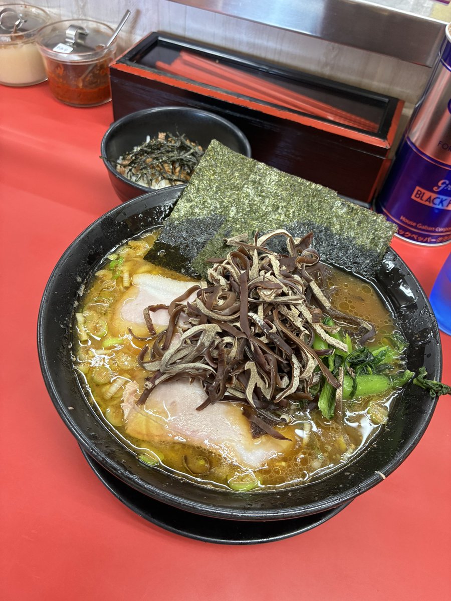 TEN10864's tweet photo. 上越遠征お疲れ様でした！！！！
ラーメン美味かったし成果大量に出た！
シンク30個くらいついたんじゃないか！？！？！？！？←（ヤバすぎw）
日帰りで行くには遠すぎる距離だったwww
でも色んな人に会えて楽しかったです！！！
またみんなで集まれるといいなぁ✨✨
今日はありがとうございました！！ https://t.co/lmul1rmyEW