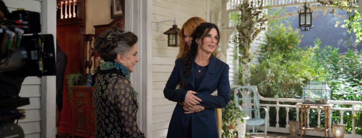 bullocksource's tweet photo. 2026 really gave us the greatest gift: sandra bullock and nicole kidman working together again. 🤍 https://t.co/dKx9Sev3m7