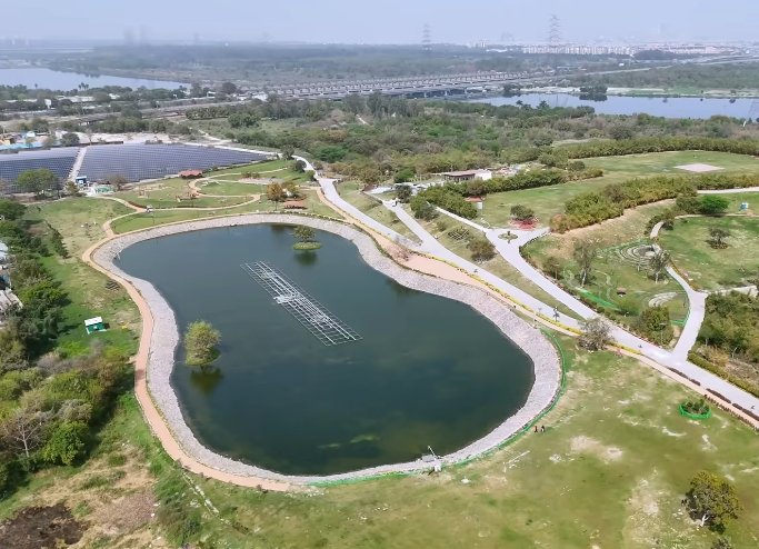 Krish_nvm_Raw's tweet photo. Regular Rekha gupta w!!!

> She is making 494 acre park with increasing Green cover of delhi by planting 30,000+ trees and 11 km cycle track along riverfront at yamuna!!

Wtf was kejriwal doing in 12 yr!!! https://t.co/LTB4Gjxo9V