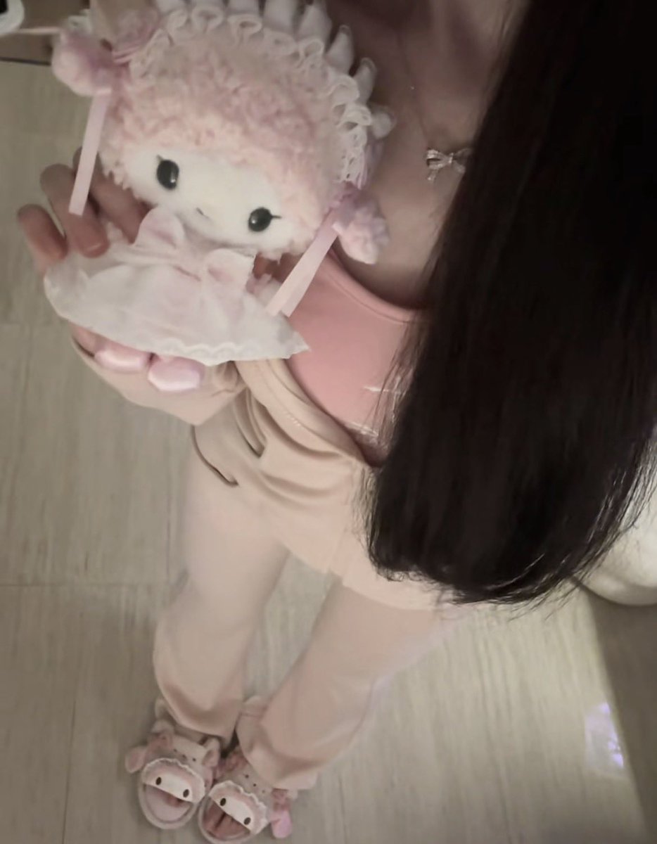 mermerbibi tweet picture