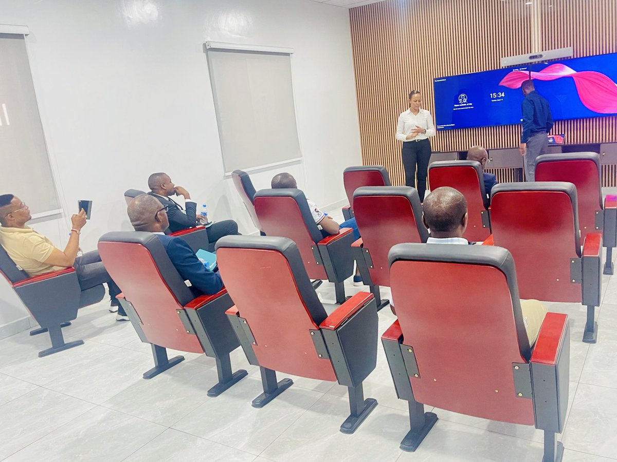 Cooperation_RW's tweet photo. 🇨🇬 🇷🇼 La mission d'étude de l'Agence Nationale de Sécurité des Systèmes d'Information (ANSSI) de la République du Congo s'est achevée avec succès à #Kigali.

Tout au long de cette visite, la délégation a approfondi sa compréhension des mécanismes nationaux de réponse aux cyberincidents, de l'application de la réglementation sur la protection des données personnelles, ainsi que des stratégies d'intégration sécurisée de l'intelligence artificielle et des infrastructures de données critiques.

#RwandaWorks
#RwandaIsOpen