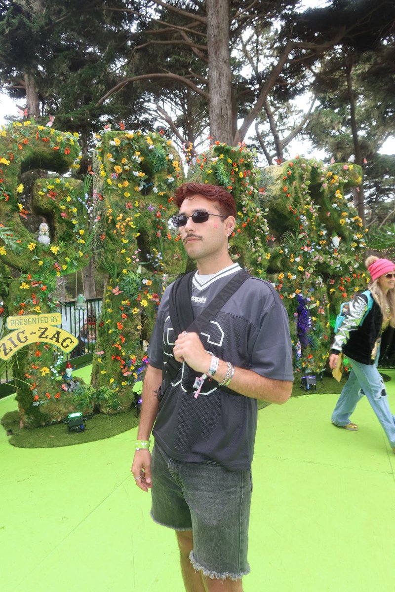 jesselocss's tweet photo. Outside Lands 🌲 https://t.co/HjlBaadabk