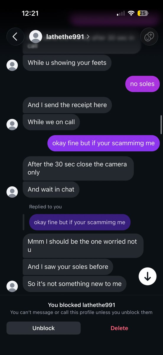 Stargyzx's tweet photo. POV: your snapchat gets banned and some idiot thinks I’m a scammer😭🤣 how sad and not to mention you want my feet so bad🤒 https://t.co/I3MA8eBI2u