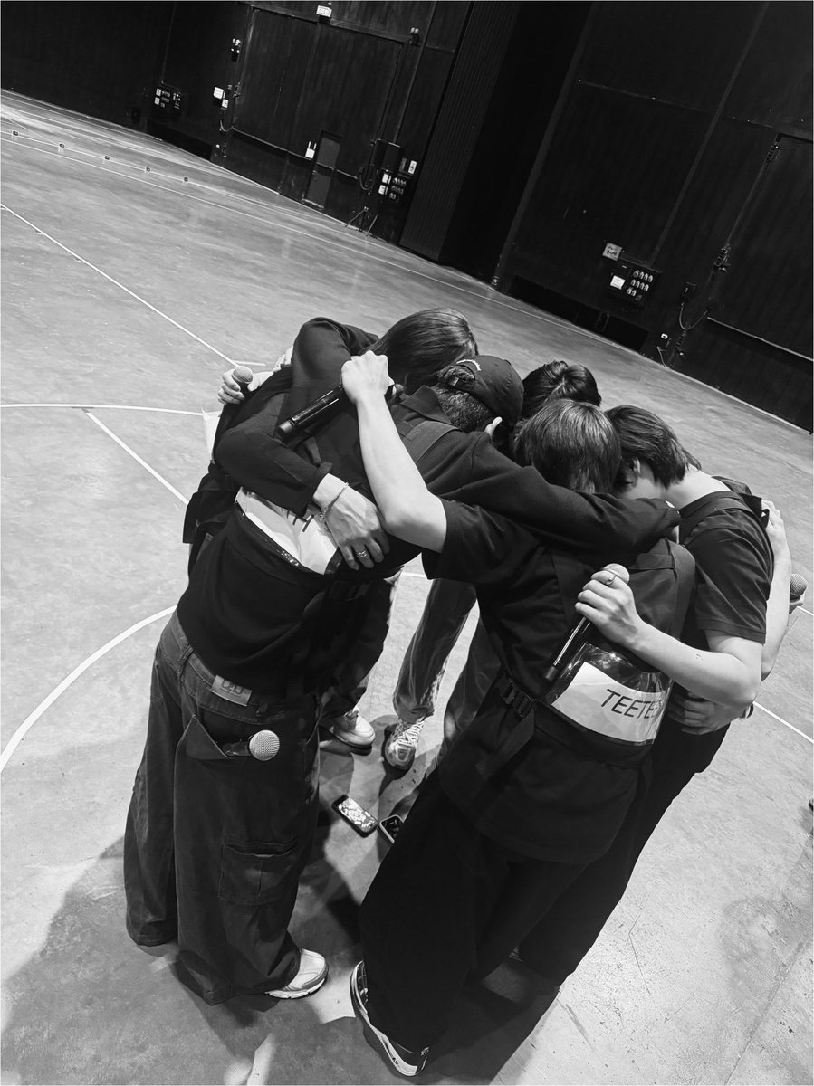 thatbokbakz's tweet photo. ไปด้วยกัน ไปได้ไกล :—) 🫳🏻 https://t.co/bqS0bbpZx7