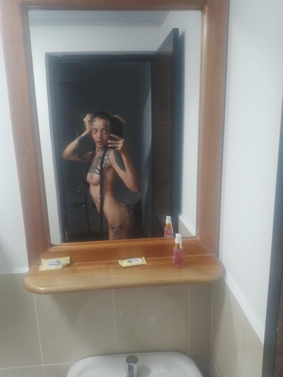 Yoemislafaurie's tweet photo. I've started a live show @Stripchat 👉 https://t.co/wyBdBVD7O7 #stripchat #stripchatlive https://t.co/uznXSFvIXO