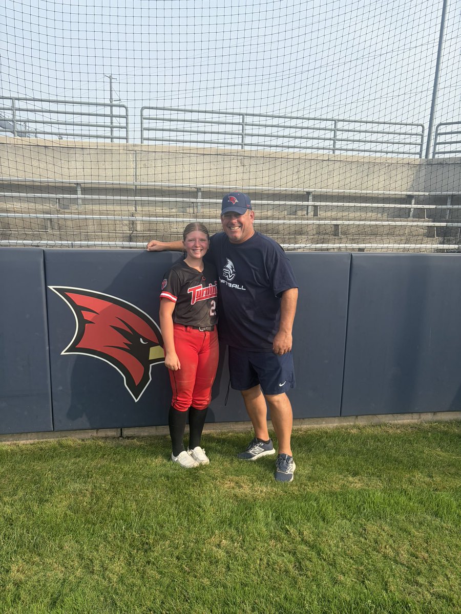 Fallynschocke29's tweet photo. Thank you to all of the Saginaw Valley State University softball coaches for an amazing camp today! 🥎 I loved getting the opportunity to learn from you, compete, and get better alongside so many great players. I’m very grateful for your time and everything you taught us! #SVSU https://t.co/ZcTgxr4b6k