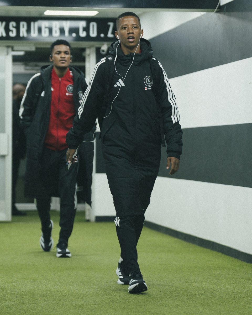 orlandopirates's tweet photo. 📍Kings Park.☠️

⚫⚪🔴⭐
#MatchDay
#OrlandoPirates
#OnceAlways https://t.co/NdWd3PpONt