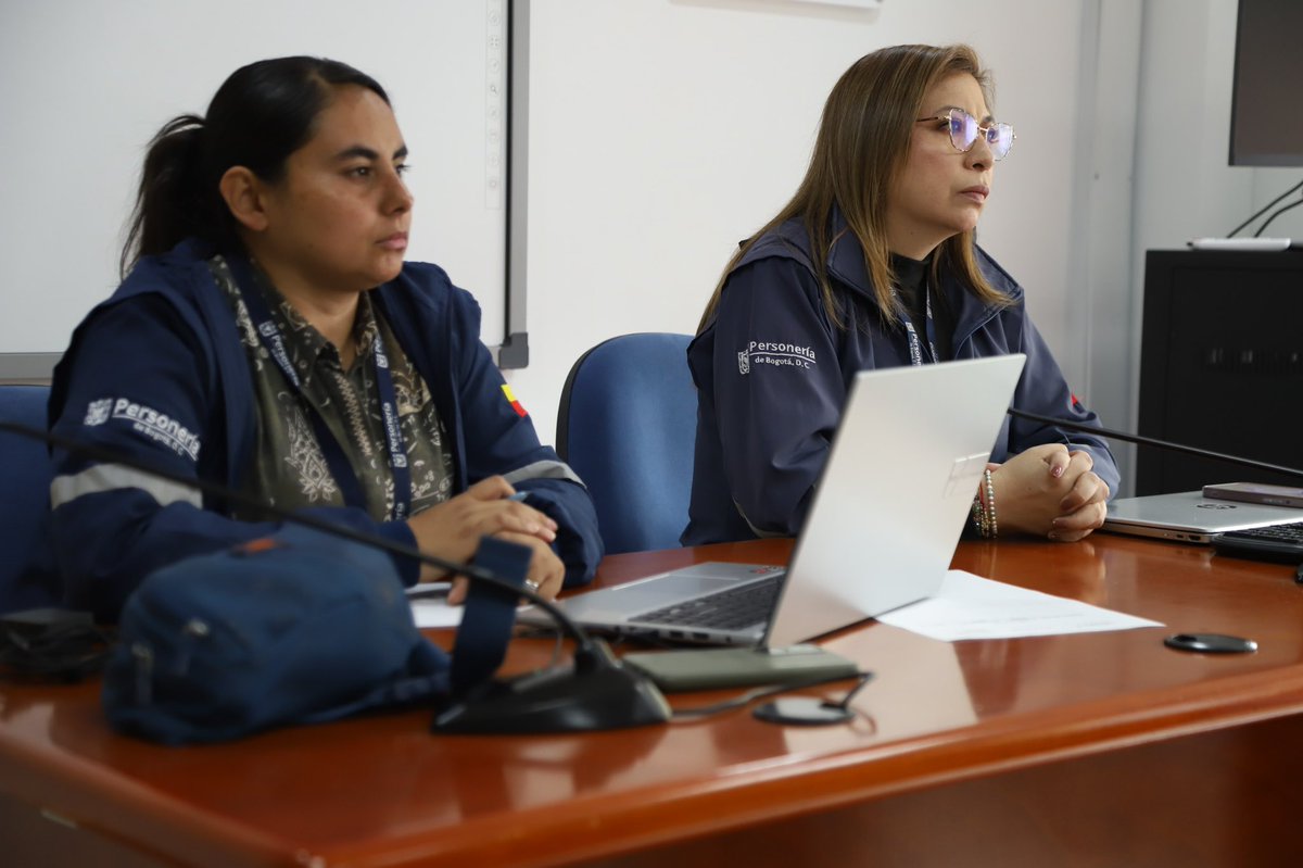 personeriabta's tweet photo. La Personería de Bogotá, a través de la Personería Delegada para el Sector Integración Social, lideró una mesa resolutiva con la @integracionbta y un ciudadano para revisar la atención en el Centro de Cuidado Transitorio Samper Mendoza. Se acordó fortalecer los protocolos de convivencia, los criterios de ingreso y el seguimiento al componente de nutrición. 
La Personería continuará verificando el cumplimiento de estos compromisos.