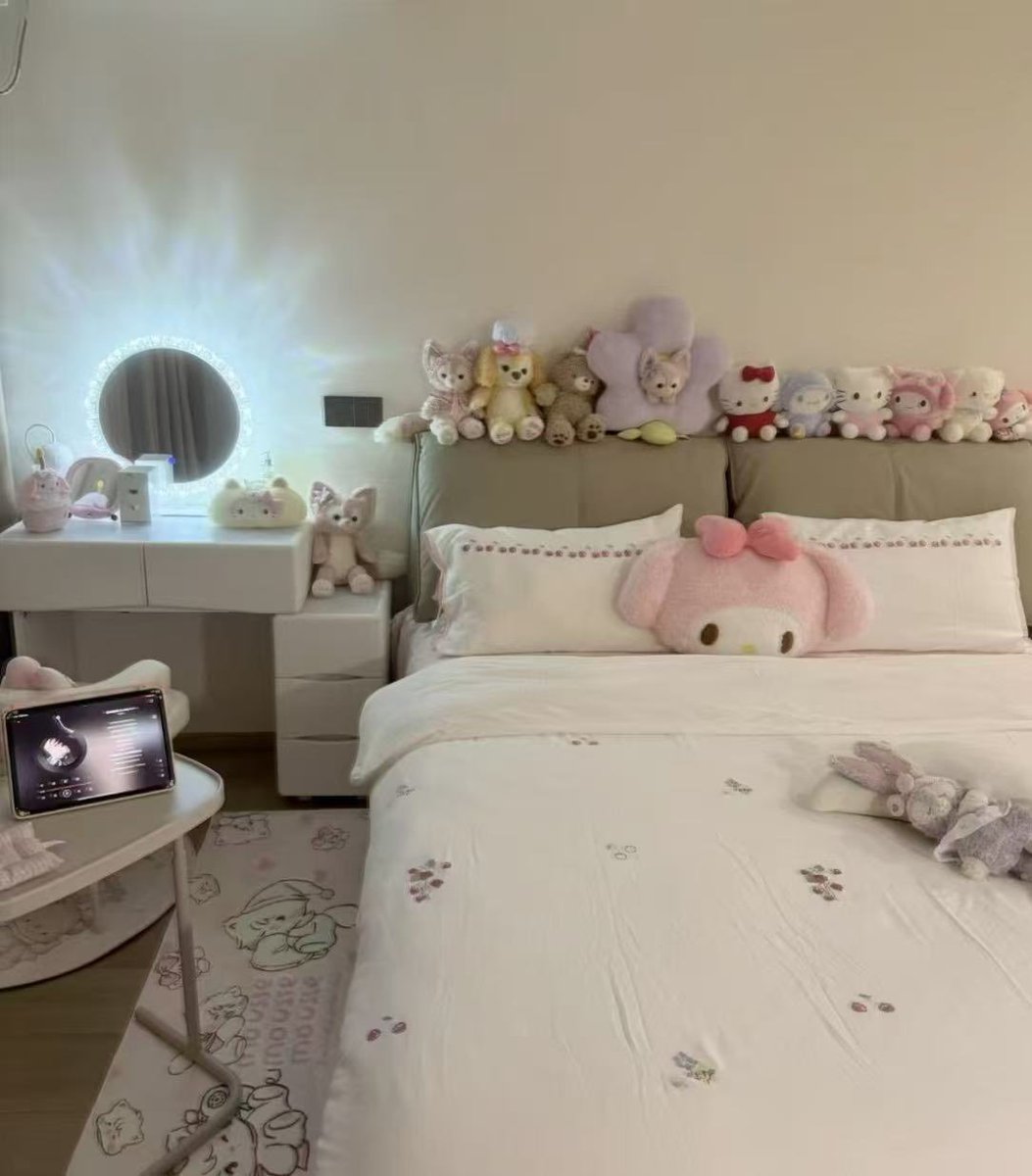 JanayT26's tweet photo. #广州 白云  我觉得比谈情说爱省心一百倍的是搭子：不记纪念日不哄人，开心就约，不开心就散，云城西路有同款没 ？？？
#反差日常 #精神小妹#反差 😤#萝莉 #精神小妹 一个人外出第4次被耍真是无敌了，，白云缺个手帐搭子互相抄排版灵感，#反差 固定优先别临时~#萝莉 https://t.co/J8nMZkpBpT