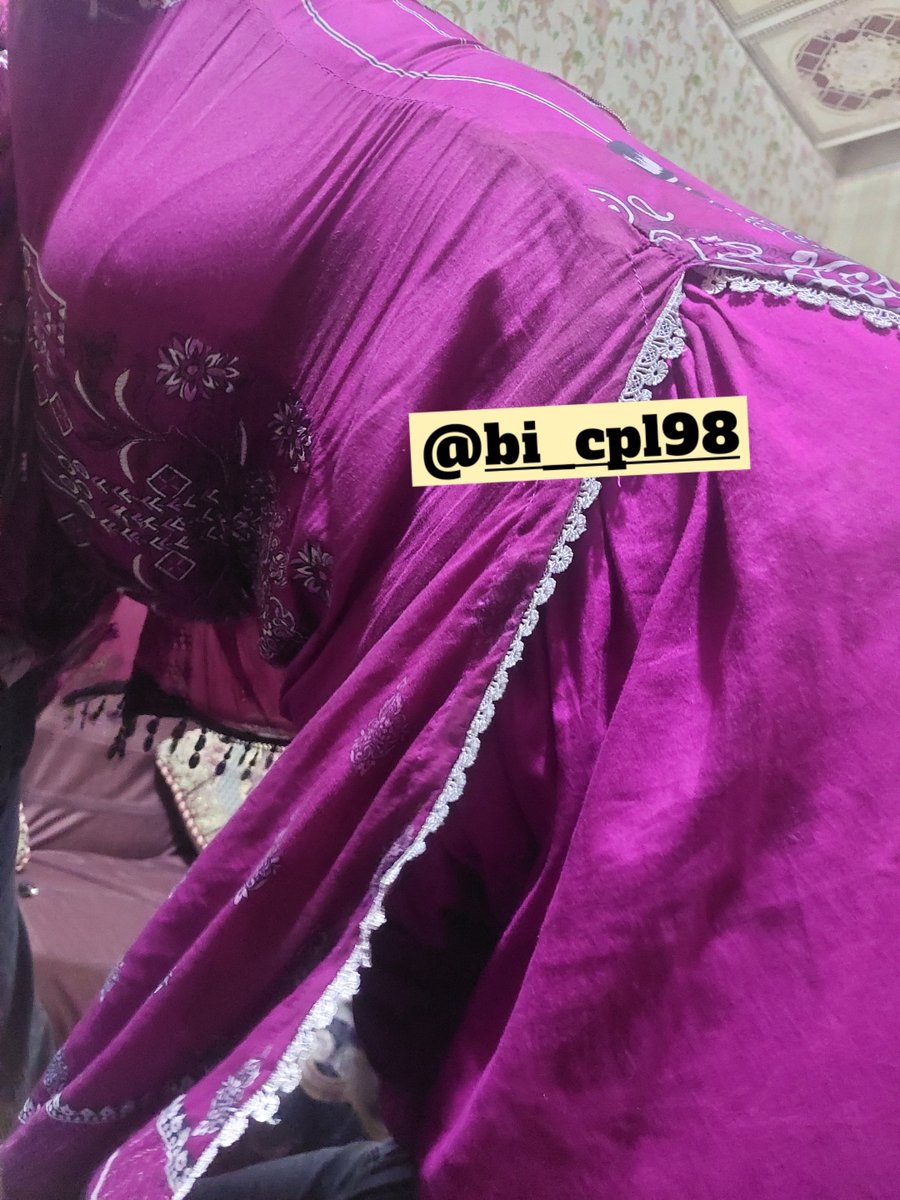 bi_cpl98's tweet photo. یہ دو بڑی وجوہات ہیں جن کی وجہ سے سارہ اپنی ہر بات منوا لیتی ہے😌
#repost #follow #cam #desicouple #pakistani #bisexual #desiwife #fwb #sexting
@TheAveryHotWife @sidraImran58145 @Wehshibull94 @BullMarure79427 @tayibali1987 @kiranzain80 @ZeeshanZee92637 @ZohaSarimZs_Cpl @nidat4273 https://t.co/Duy7hA2AEJ