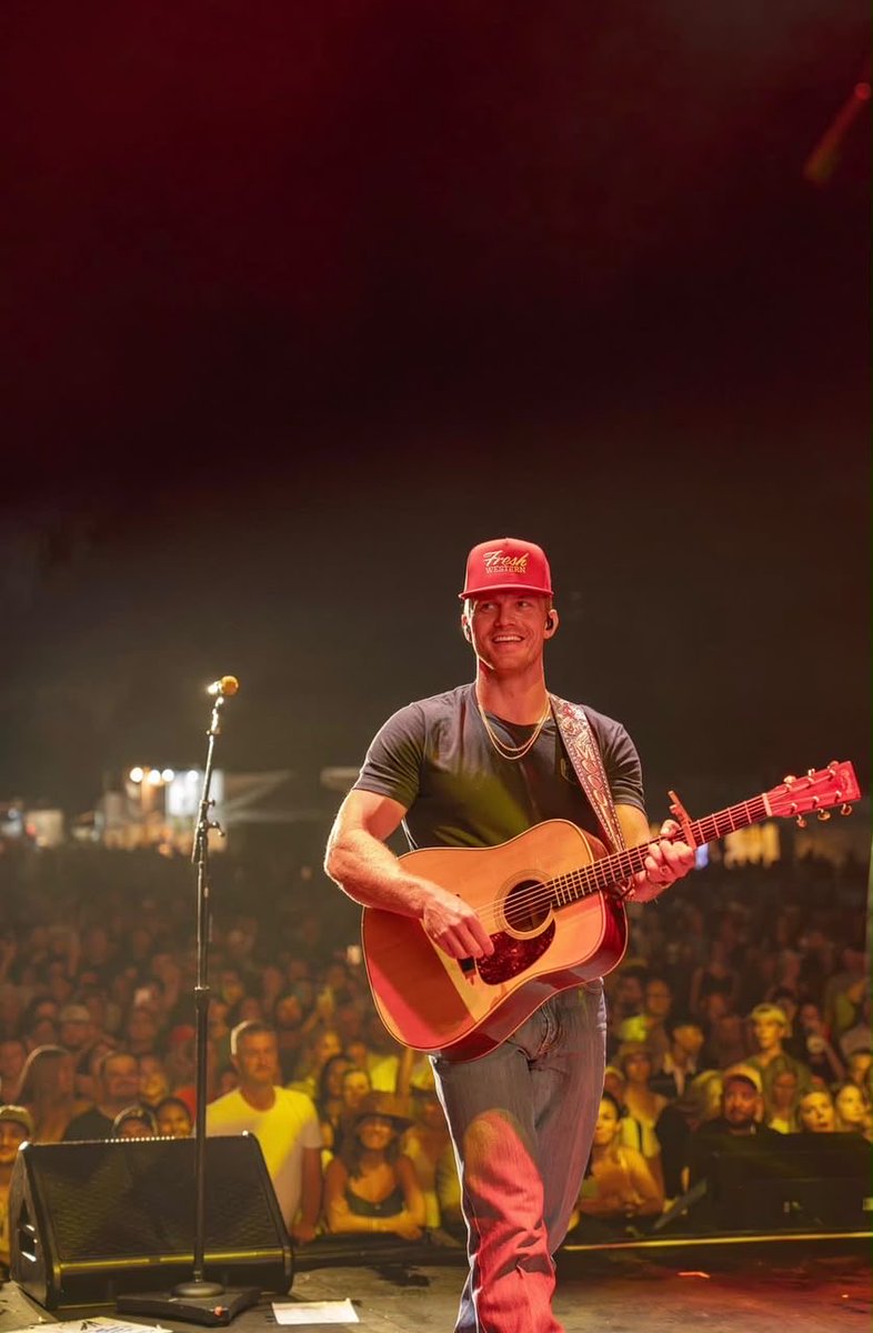 KnowParkerMcCol's tweet photo. Went up North to the great states of CT and PA and had ourselves one heck of a time. Y'all just keep making this tour better and better!!! See y'all out there!!! https://t.co/sO7IKJQW9E