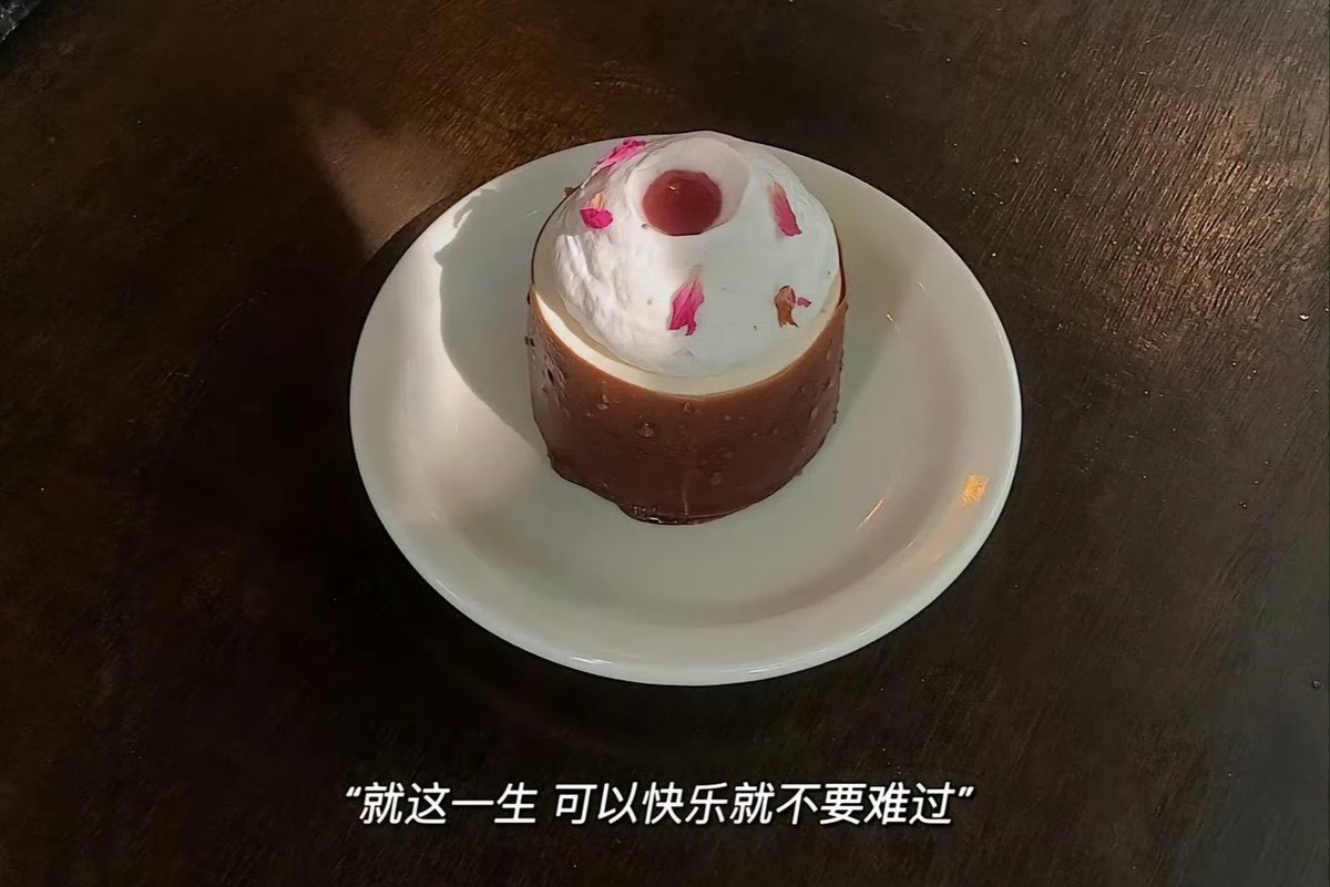 Loracvkm's tweet photo. Today’s small win: had the courage to say “no” to an extra task. Feeling so light and in control now ， https://t.co/6sd7P9IlXu