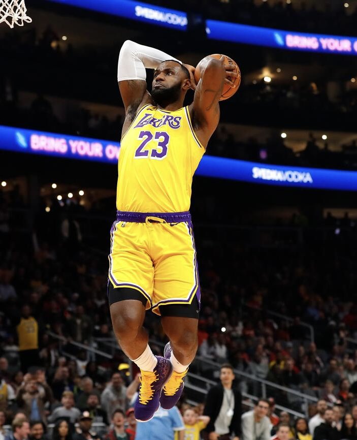 micolbenderovr's tweet photo. Shawn kemp vs Lebron who winning https://t.co/YoA9dK9ImU