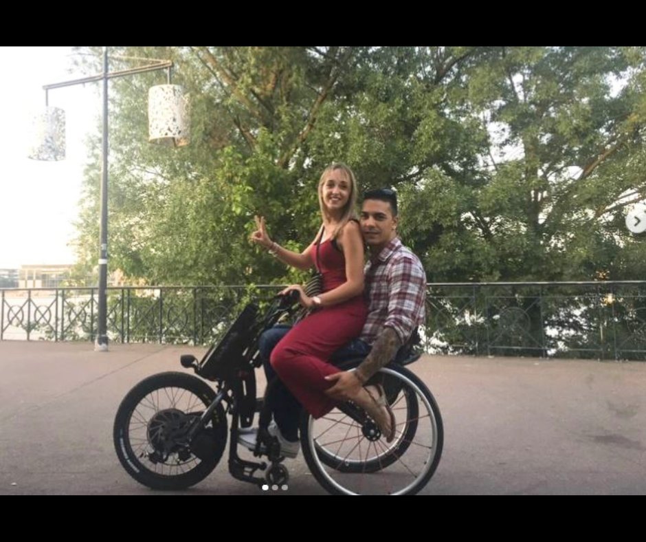 SPINALpedia's tweet photo. Eder Rodriguez, a Paralympic table tennis champion from France, with his longtime girlfriend in Bordeaux, France with his Batec mobility add-on. Follow him:

https://t.co/86nNHseHAT

#tabletennis #adaptivesports #spinalcordinjury #interabledcouple https://t.co/2Dx8wv6AQ7