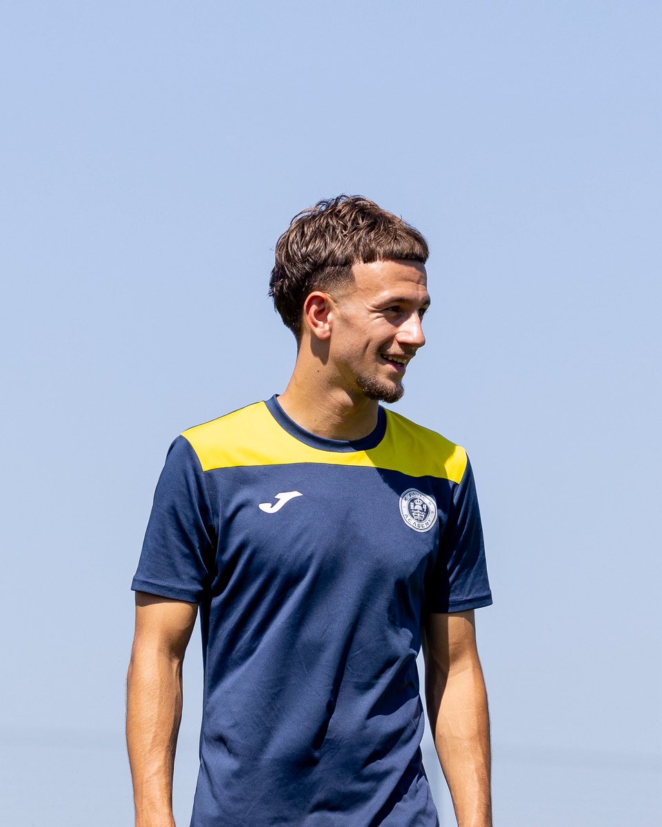 g2g_16's tweet photo. Un sentiment assez particulier de retrouver la Plaine du Haillan, un endroit qui représente beaucoup pour moi.

Forcément un peu frustré de ne pas avoir pu jouer ce match qui me tenait à cœur à cause de cette blessure …

À très vite sur les terrains. https://t.co/i9oyrlBOgE