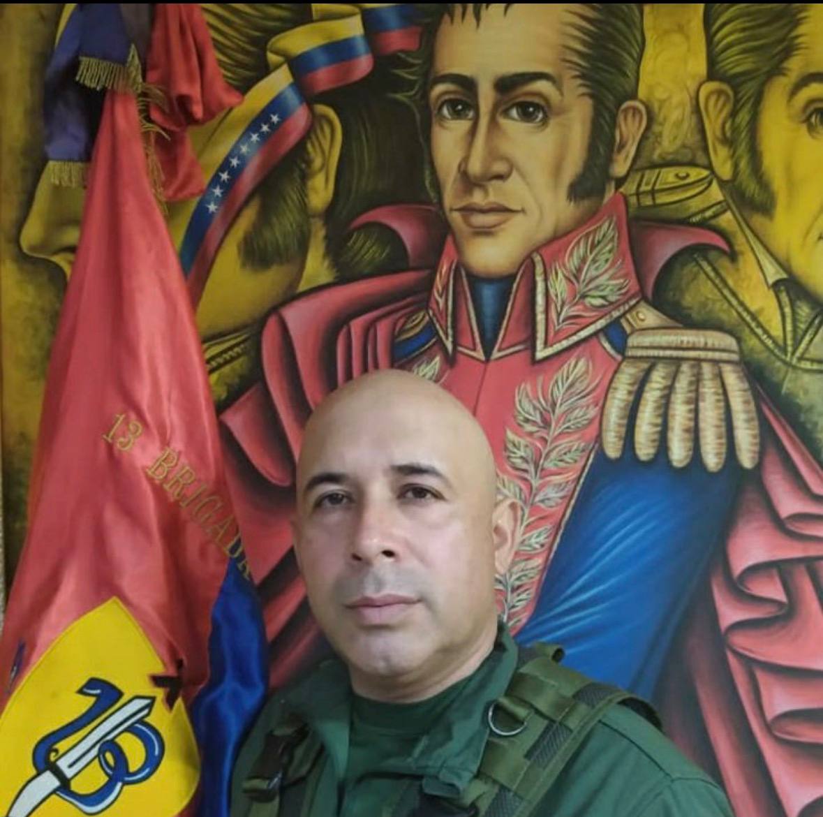 llaneroinforma's tweet photo. #12Ago | El reciente ascenso de Johnnie Javier Arévalo Vargas a General de División, ha generado polémica en redes sociales, debido a que en marzo de 2022 fue detenido por funcionarios de la PNB en el estado Zulia, con un cargamento de cigarrillos.

Vía Delmiro de Barrio https://t.co/lVhMF8b1Qn
