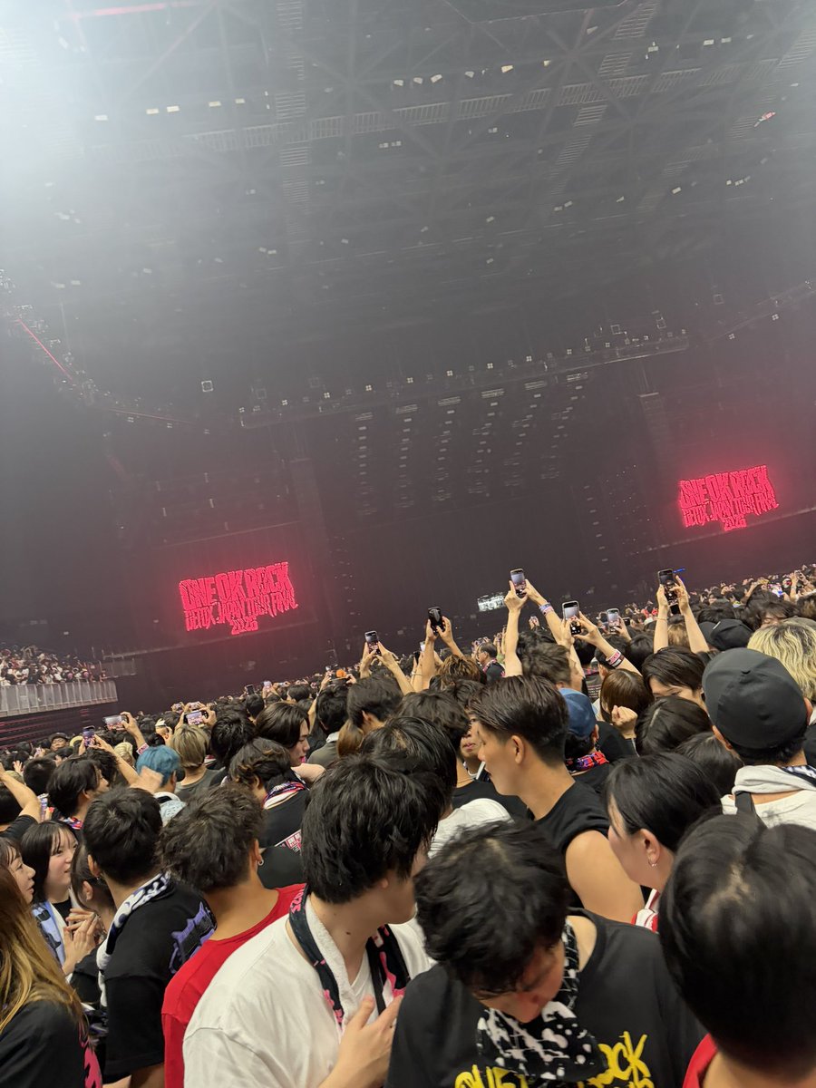 Yuucha10969's tweet photo. ワンオクさん最高でした！！！

が、、、

アレがあれば120点のライブでした！

↓↓↓ALT(ネタバレ) https://t.co/qUwGylU93M