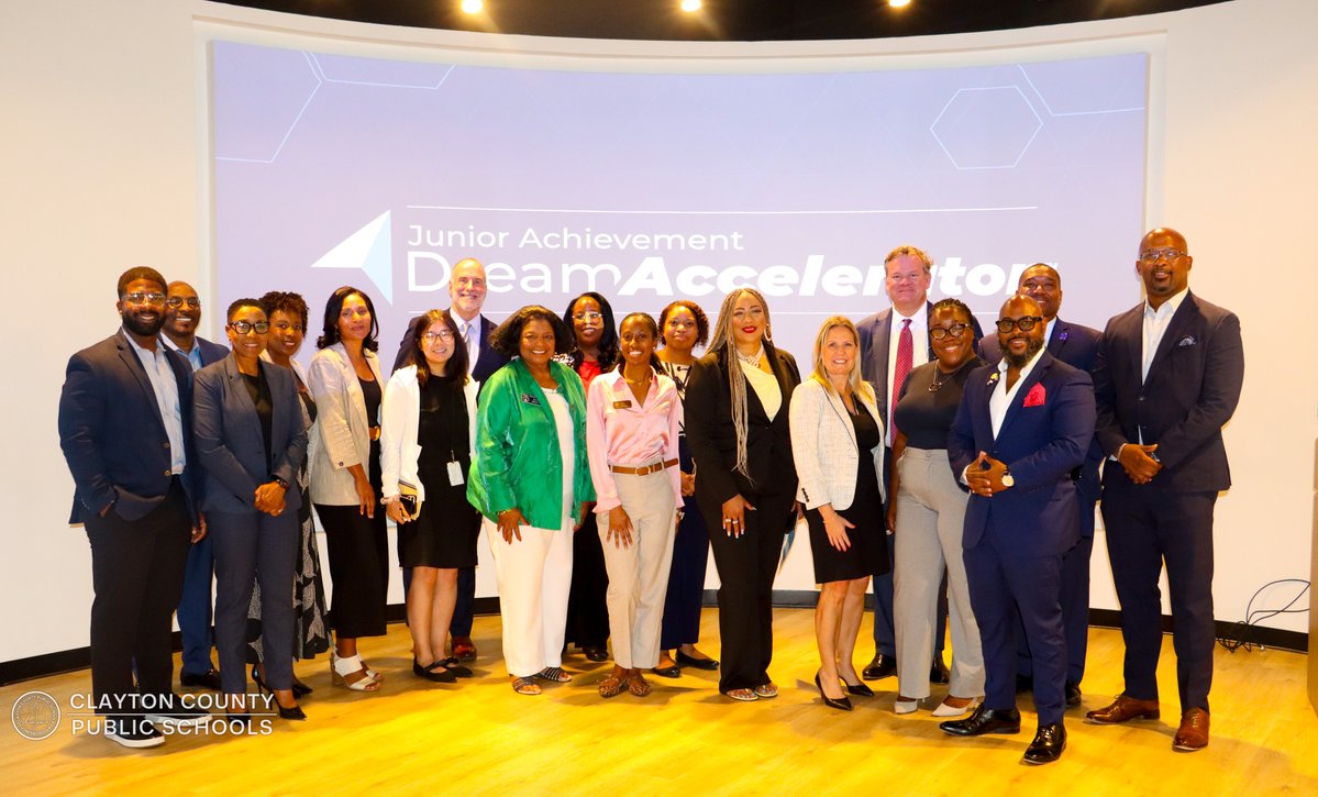 CCPSNews's tweet photo. 🤝🏾✨ Investing in Clayton County. Building brighter futures.
CCPS joined community leaders at the Junior Achievement Delta Discovery Center to celebrate partnership, investment and opportunities for our community.
#CCPS #ClaytonCounty https://t.co/Fy74pmcdtR