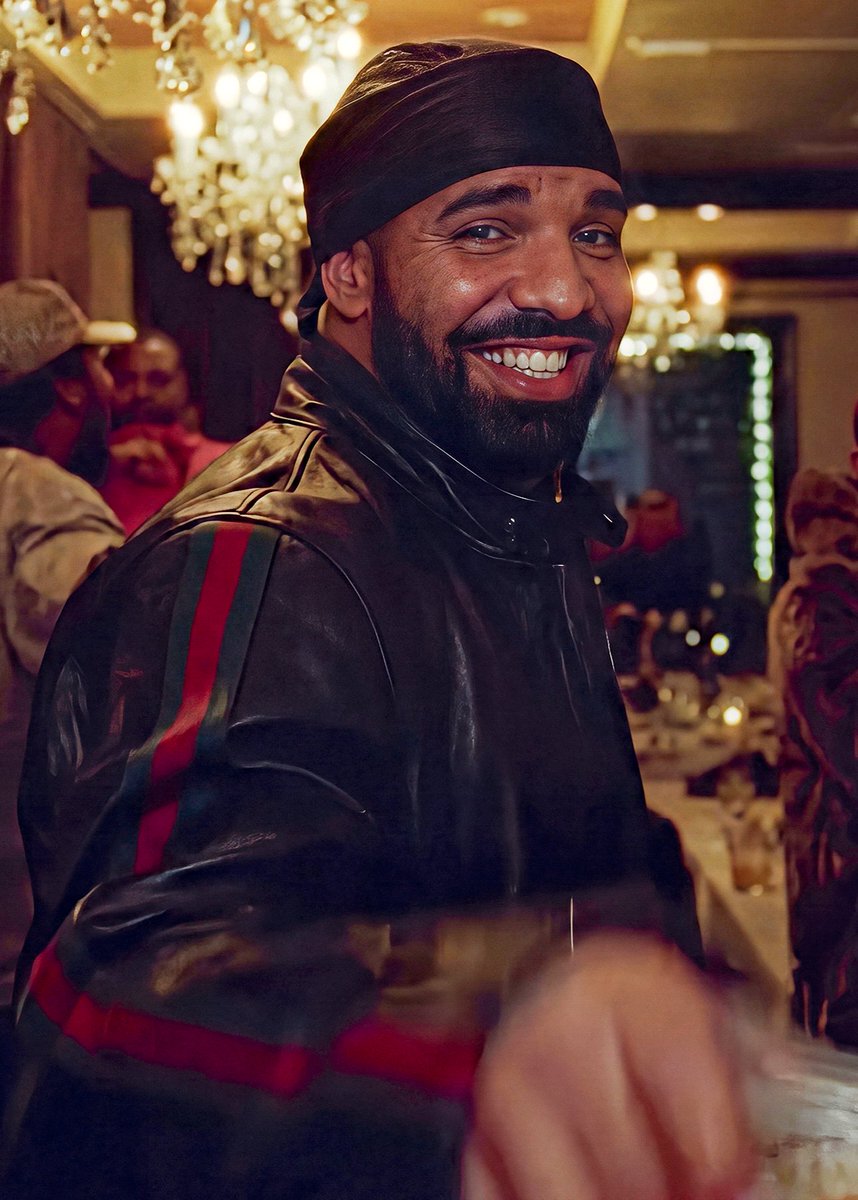 Rap's tweet photo. Drake is currently the #1 most daily-streamed artist in the world on Spotify 🏆

He’s pulling over 55M streams everyday‼️ https://t.co/mHEoQEyD9B