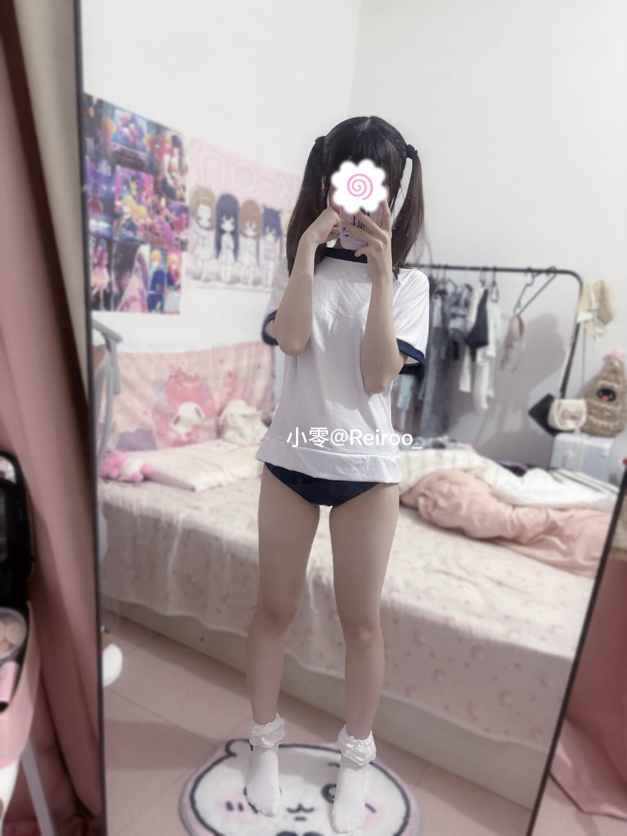 Reiroo_'s tweet photo. 还是第一次穿体操服诶 感谢友情赞助喵 https://t.co/KSYqGZnRvi