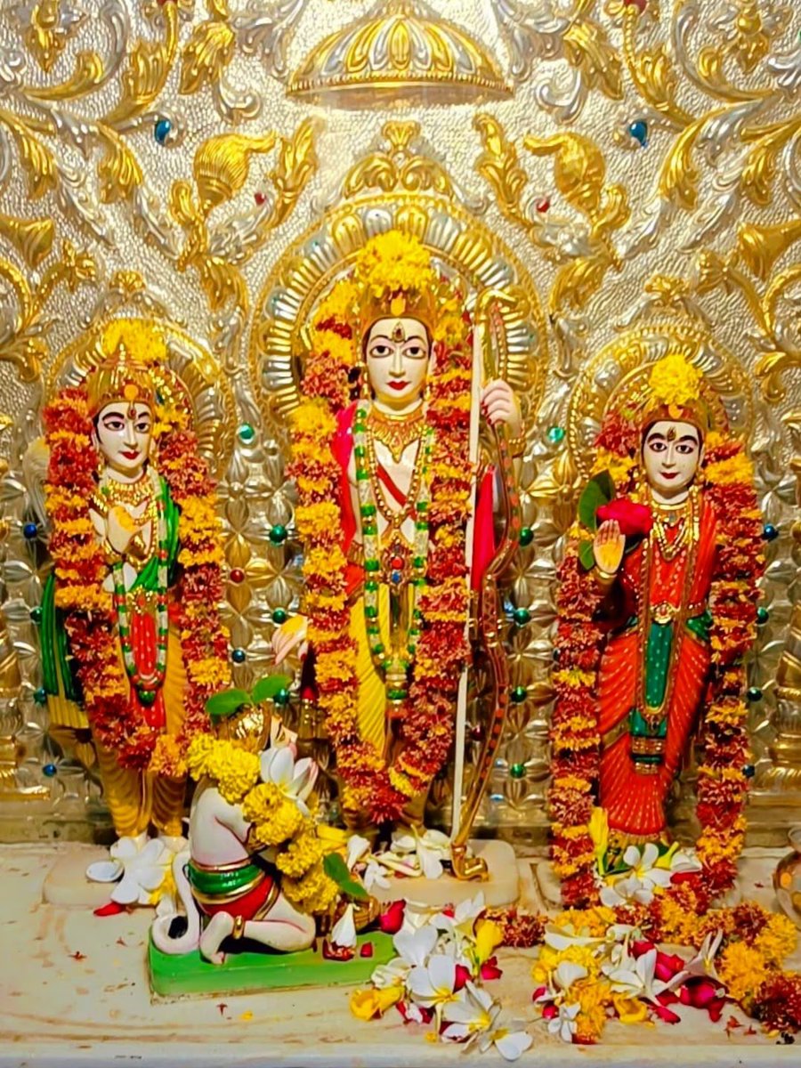 VaradaHanumanji's tweet photo. श्री हनुमानजी मन्दिर, वराड़ा
॥#जय_श्री_राम॥
🙏 श्रींगार दर्शन
बुधवार, 12 अगस्त 2026
मारवाड़ी मो. सं. २०८३
श्रावण कृष्ण पक्ष, ३० (अमावस्या)
Wednesday, 12 Aug 2026
Shree Hanumanji Mandir, Varada
#WaradaHanumanji #Hanumanji #Varada #Hanuman #JayShreeRam #हनुमान #सिरोही #Warada https://t.co/foiNc45Dog