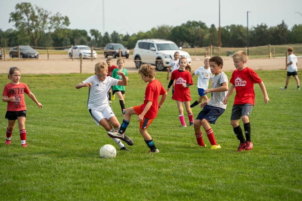 YSD633's tweet photo. The Bucks and Gazelles Soccer teams had a great time helping with our annual Youth Soccer Camp on Saturday! It was awesome seeing so many young players come out, have fun, learn, and share their love for the game. 

#GoZelles #GoBucks #YanktonSoccer #FutureGazelles #FutureBucks https://t.co/nrjBpe4qll