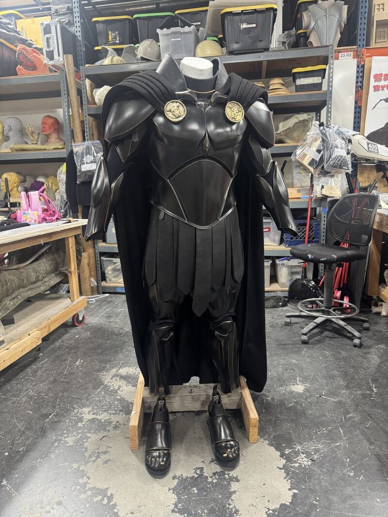 NolanAnalyst's tweet photo. Agamemnon’s armor being crafted ahead of filming for ‘THE ODYSSEY’ https://t.co/IPg70Y6YA0