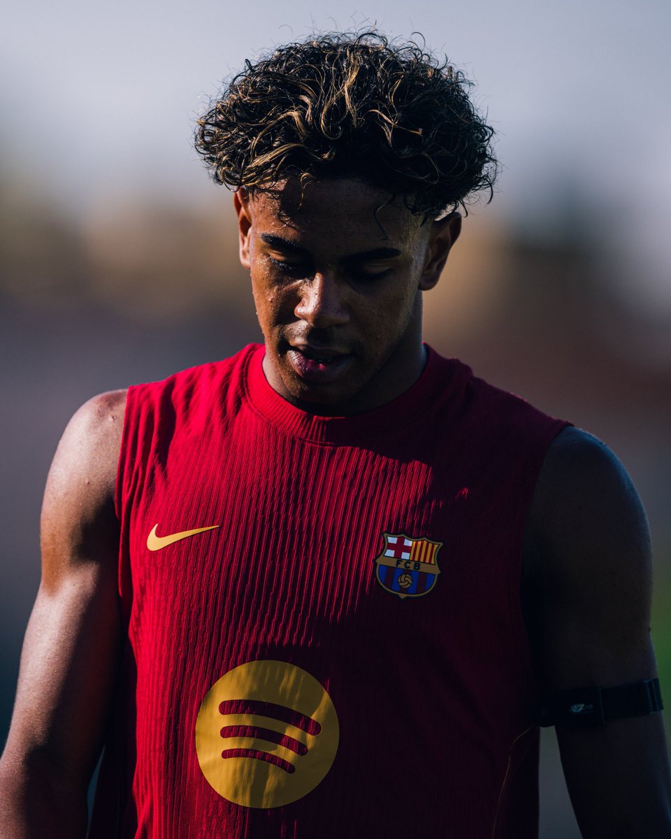 BarcaUniversal's tweet photo. LAMINE YAMAL IS BACK! ✅🔥 https://t.co/3WvhHDumAK