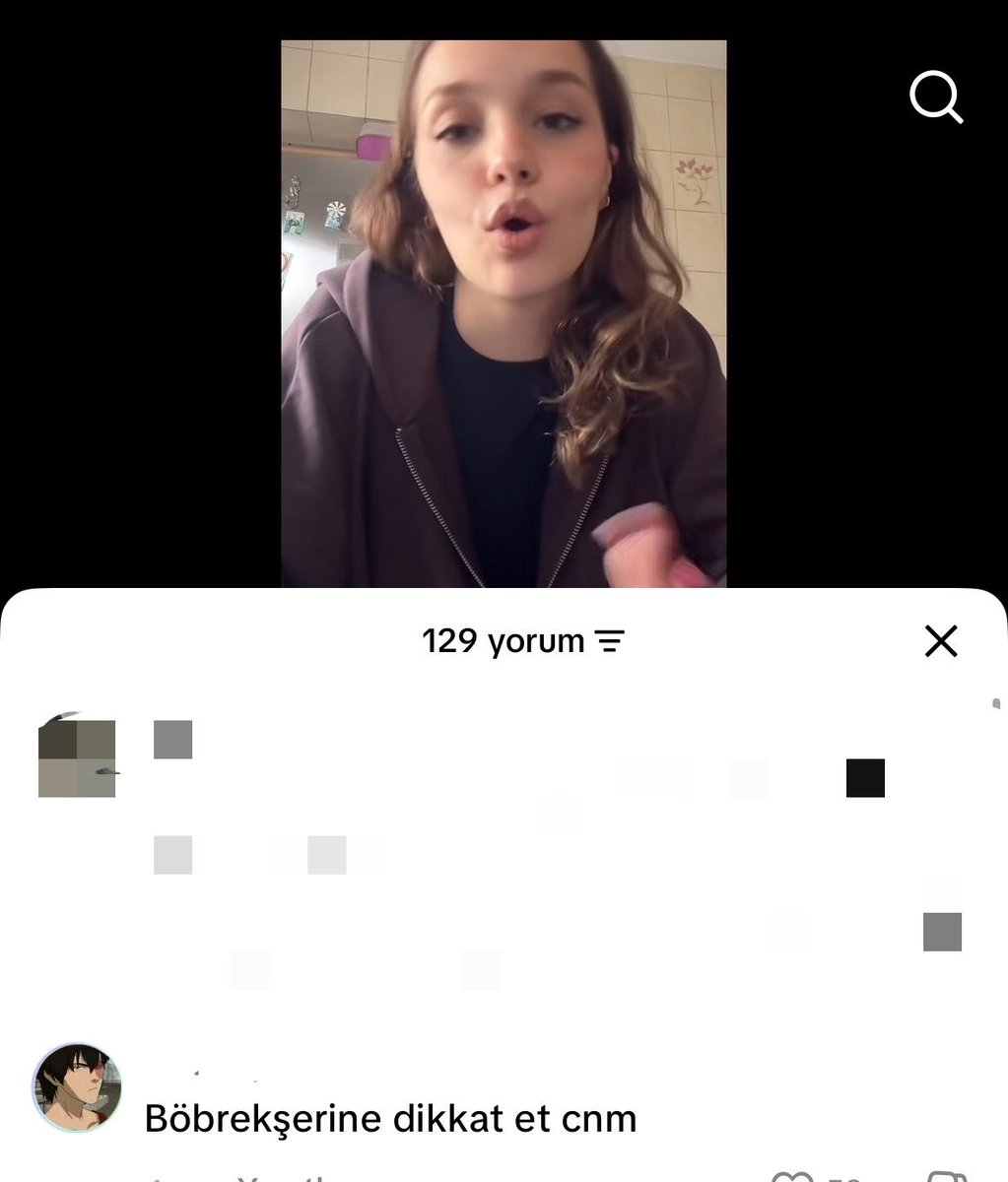 doksanbeson's tweet photo. tiktokta her videonun altında böbreklerine dikkat et yazanlar kızı savunduklarını mı sanıyolar ya ne kadar aptalsınız kızda ne kadar büyük travma bırakmıs anlatırken bile zorlanıyor sizler ise bunu kolayca dalgaya alabiliyorsunuz https://t.co/V4GinlUIzF
