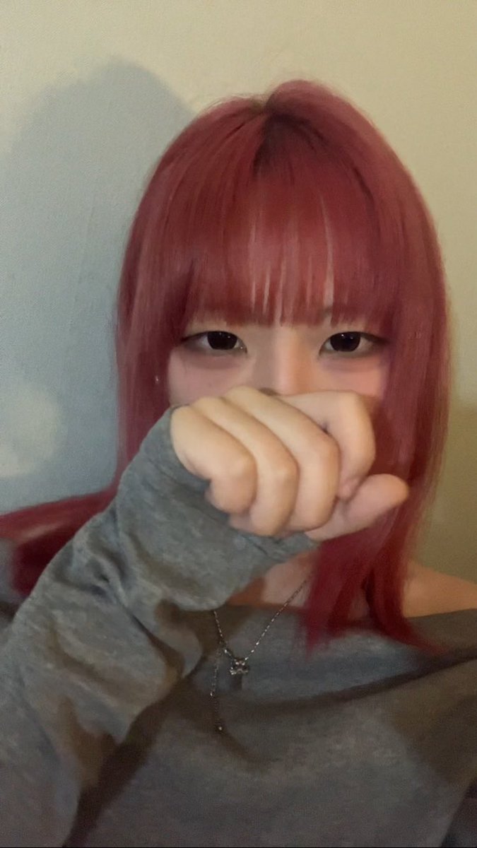 LB_lpppp's tweet photo. #국힙트친소 #국힙_트친소
최엘비 너무 좋아하는데 다른 국힙도 들어요 트친해/// https://t.co/hbmbsOxN5s