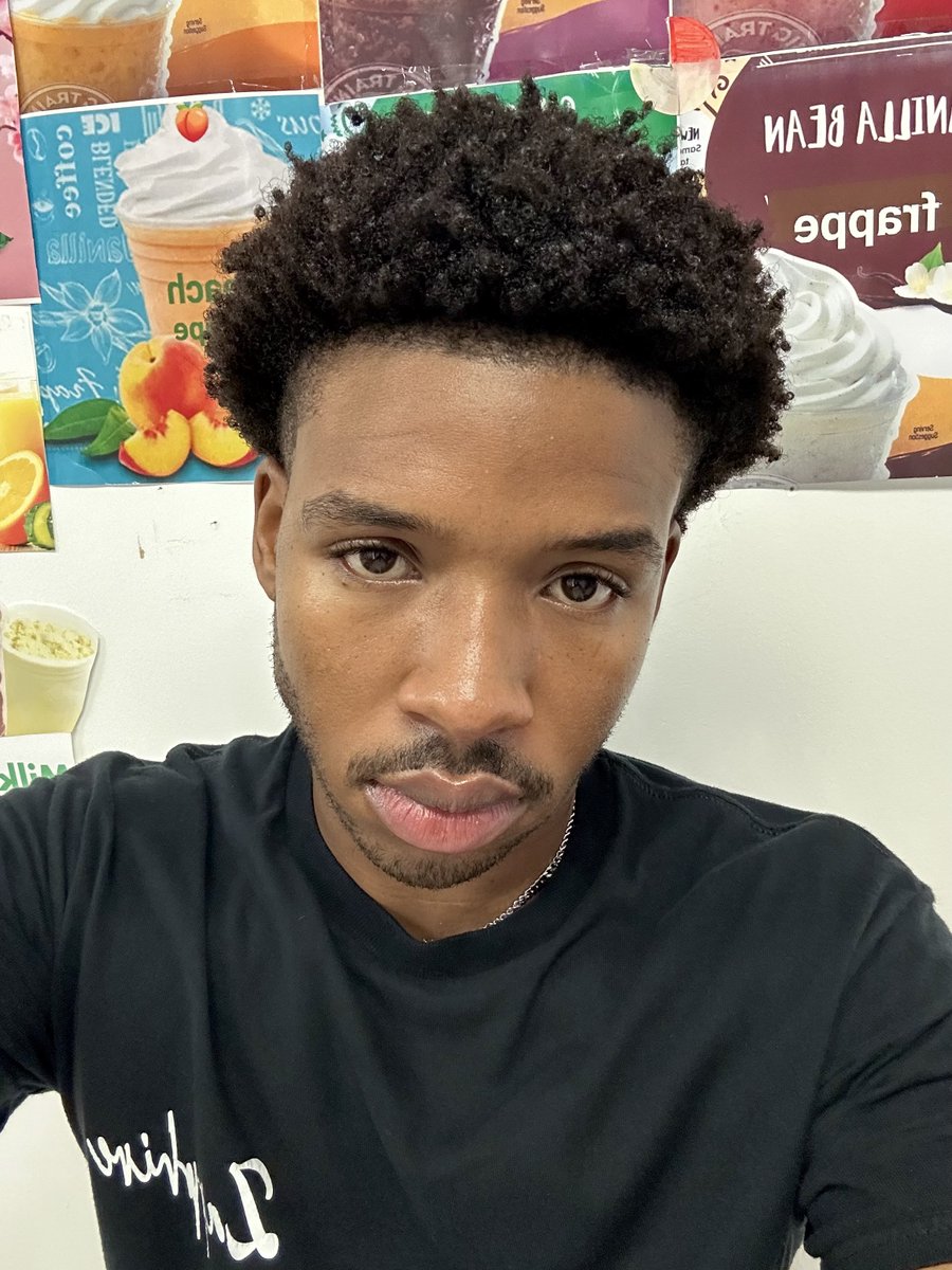 seemycee's tweet photo. https://t.co/fLVfsvH7op