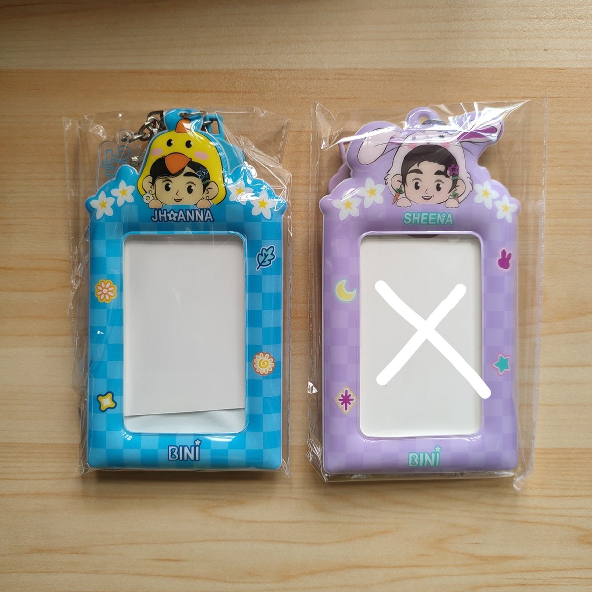 eIifairy's tweet photo. 𓏔 ꒰ wts / lfb ph ꒱
#Eli_Sells

✦ bini sterling card holder ᐟ
     ╰  ₱ 30 
         -  jhoanna
         - prio payo - 3 days reservations
         - no rush shipping pls
         - mod: jnt only

 t. jho robles pvc pc holder https://t.co/4x3Wqivjnp
