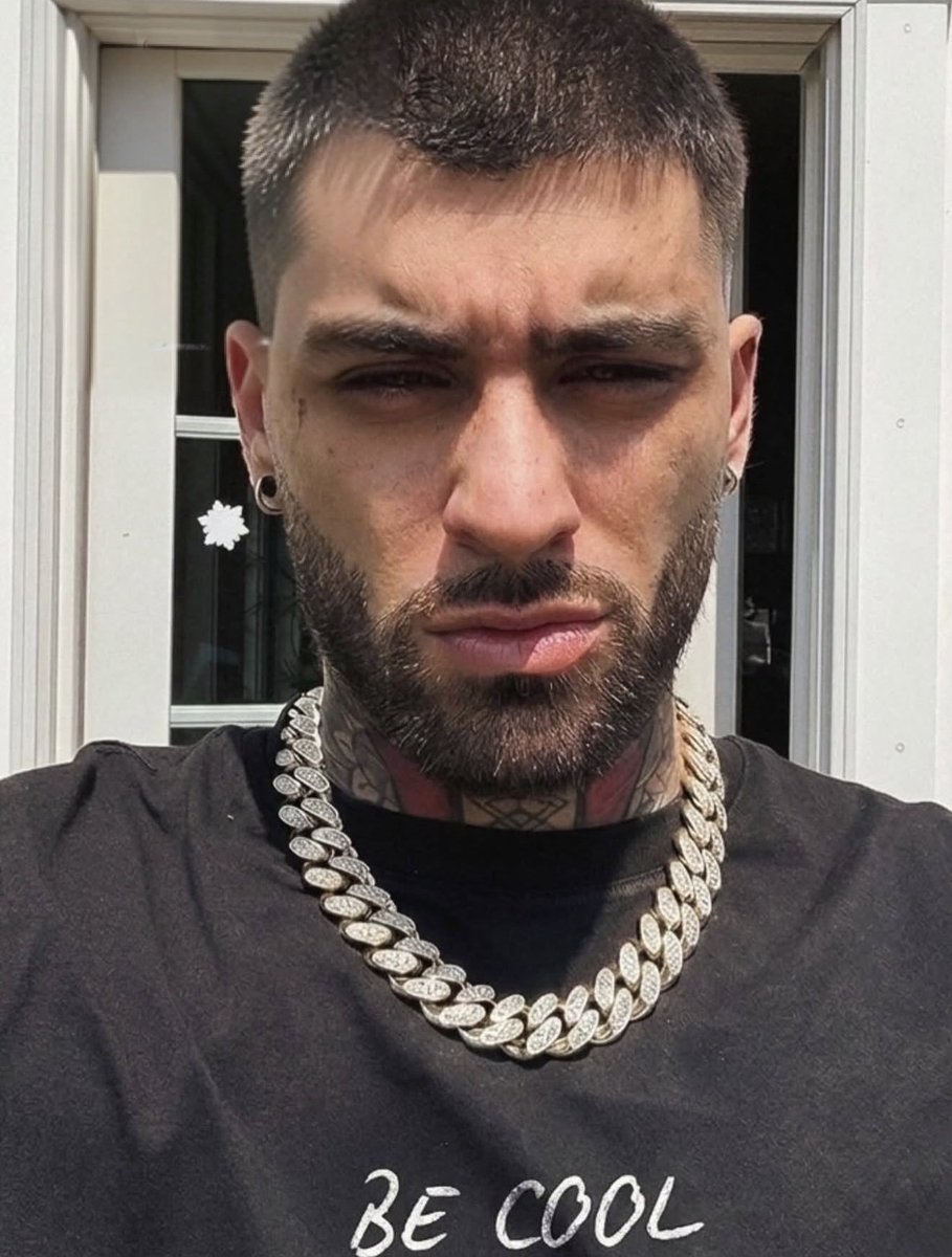 niazkolmortage's tweet photo. this fucking face card https://t.co/o7haRd1cN5