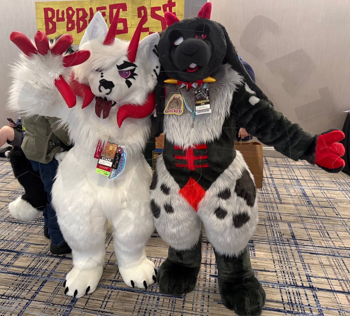 SpaceCatSuits's tweet photo. Look at these two nerds at
@Furrydelphia 
Nocturne + Wicker!  Both show our new bodysuit style that have pillow padding and digi fursuit feet that zip on for a seamless look Should be open to quote requests mid Sept once queue is clear #furry #fursuit https://t.co/oK4YYRuIIC