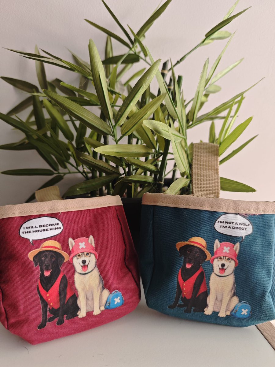 okitokkishop's tweet photo. @extrem_lydia El merch oficial está guay, pero cuando te las haces tú personalizadas es otro rollo, yo me personalicé unas bolsas de chuches para mis perros😊 https://t.co/jZtQsnVDxZ