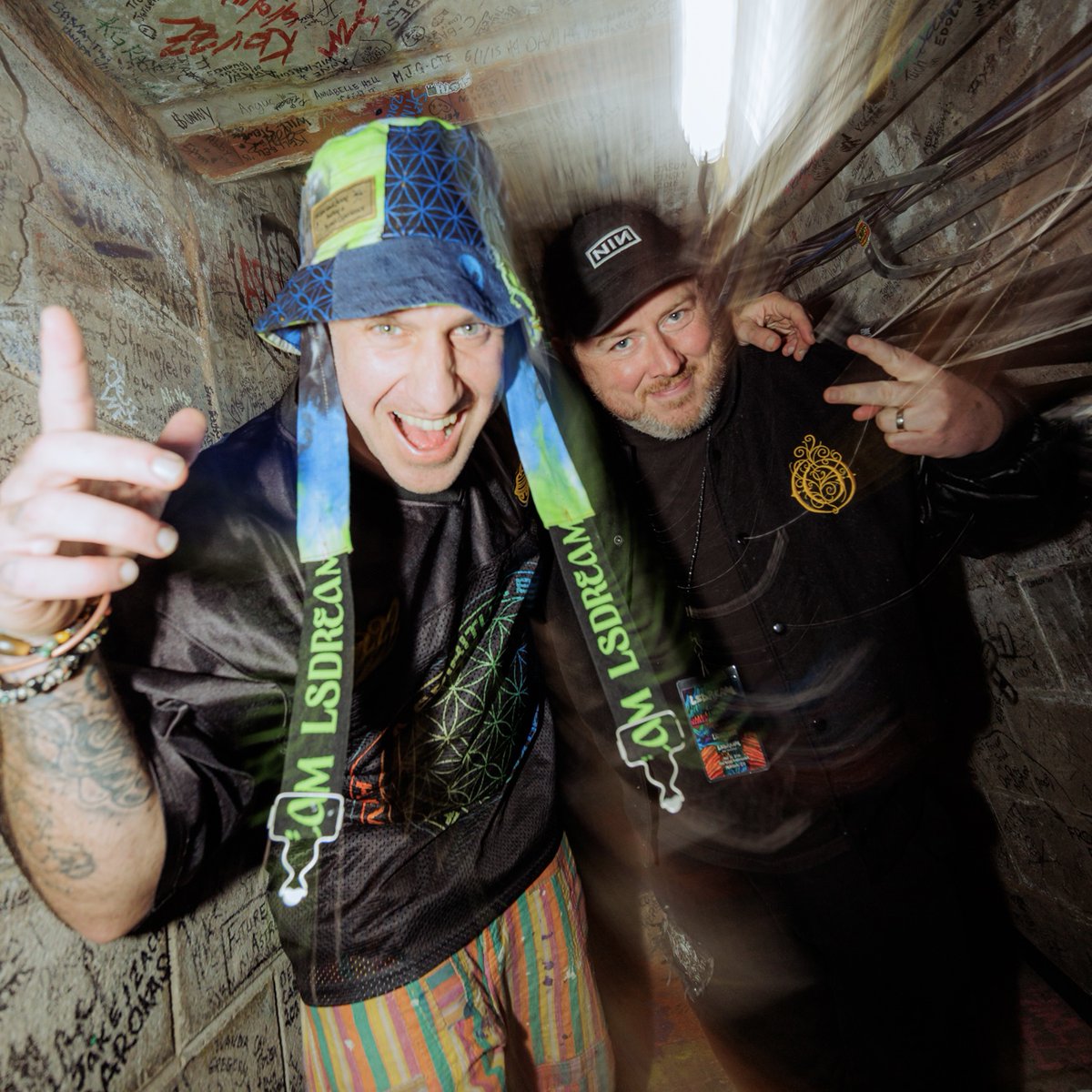 lsdream's tweet photo. Leave a 🤮 if your ready to activate STINK MODE!!! @killthenoise and I are releasing this tune on friday, along with our other collab "Belong To Me" on Trippy Bee Records !! Been getting so many messages about these tunes and were excited to finally share em with you!! https://t.co/xY9Ozm5UmR