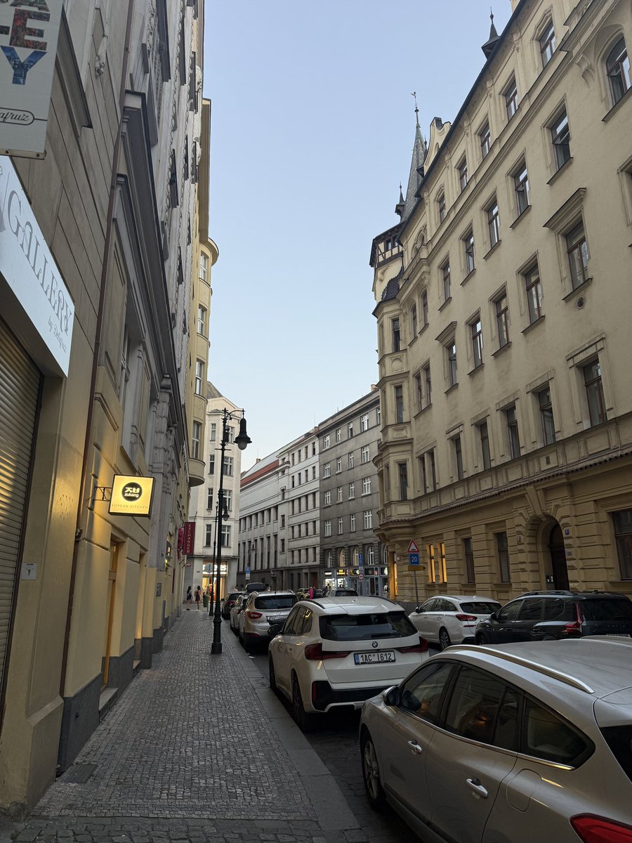 Gama__0's tweet photo. 🇨🇿 https://t.co/OI3wjjiSVz