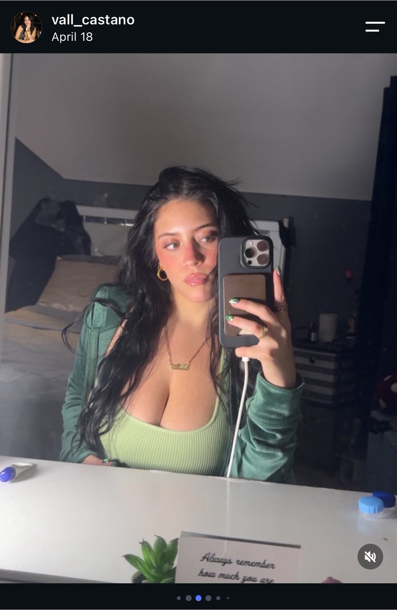 irlpumper420's tweet photo. Irl risk. Feed her in my DMs and make me cum? https://t.co/IQjUoYXfUg