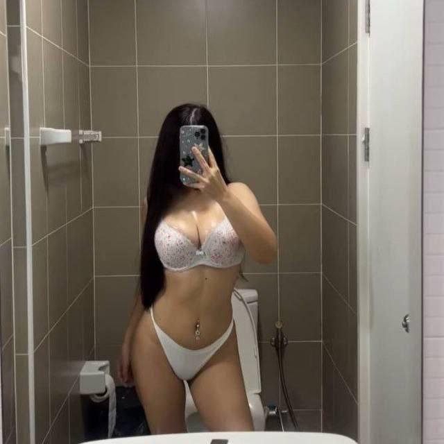 BuckleyM20904's tweet photo. 😙😚😚#riyadh
😘😘🙊🙊👄👄🧚‍♀️🧚‍♀️🧚‍♀️🧚‍♀️
https://t.co/SsdgWvfDgb 
Vip girl in mlqa,qiq,yarmuk, malaz,laban
Massage ở Riyadh
Massage_in_riyadh_at_home
Massage Riyadh
🍯🥐🍾🧉 https://t.co/Zn1mUWjyas