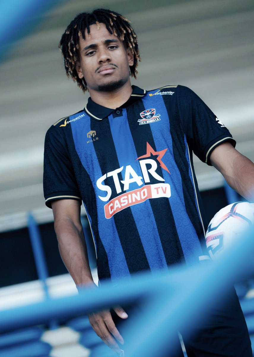 Caleb_Jephte's tweet photo. OFFICIEL ! Martin Expérience rejoint le FC Dender, club de D2 en Belgique ! ✍🏽🇭🇹 https://t.co/Oxj5mS78Kk