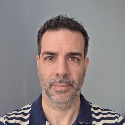 primogentina's tweet photo. @drkbugs @Mish_CARP Mirá la cara de salame que tenés. Hasta una esponja marina tiene mas actividad cerebral que vos. https://t.co/LLFy432ApM