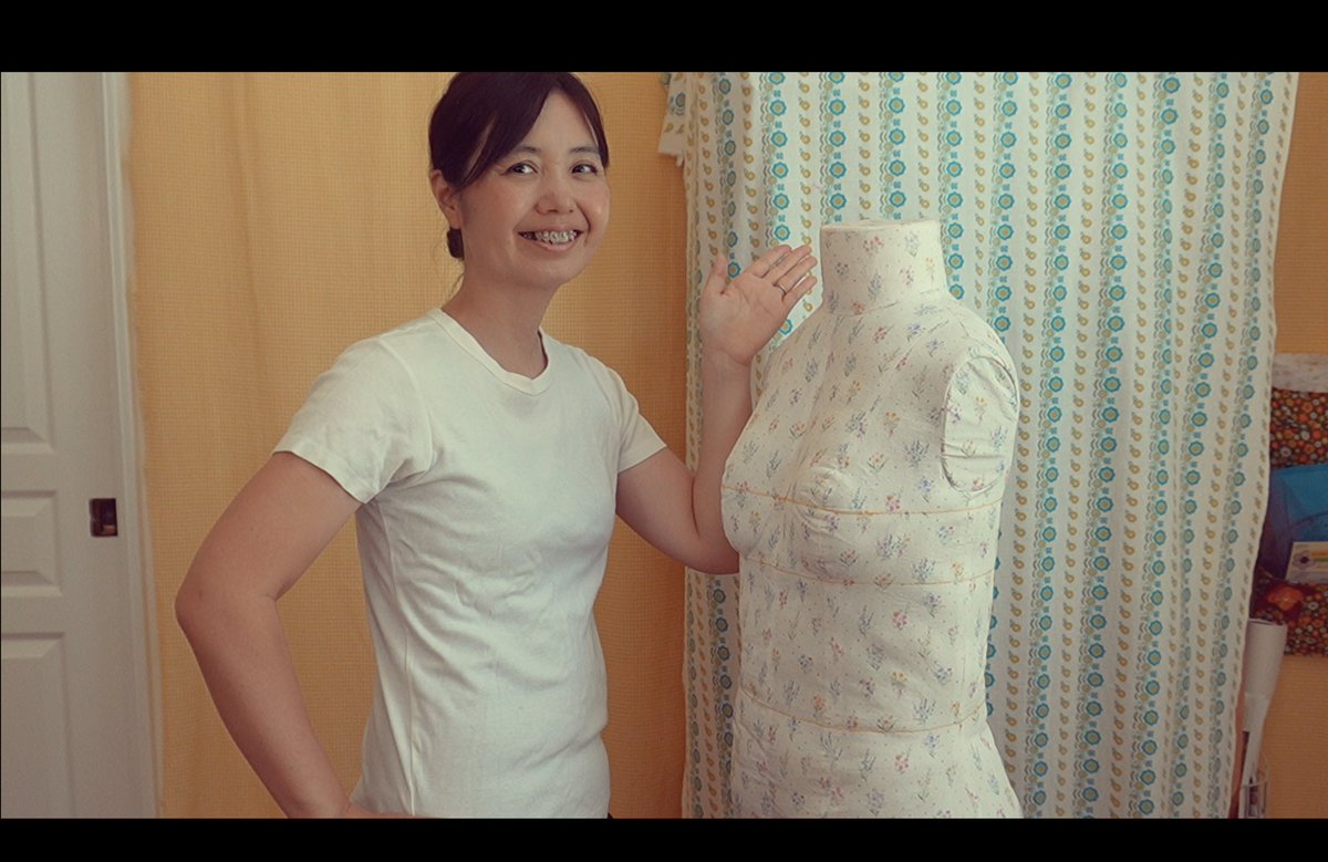 machiko_sewing's tweet photo. 自分と同じ体型の自作トルソー完成!
どうやって作るんだろう?
構想から一年以上経っていました!
無事に作り終えて感慨深いです。
詳細はYouTube 動画でもあげました。
noteにも補足情報や注意点など書きました。ぜひどなたかの参考になれば⭐︎
#diysressform
#bootstrapfashion https://t.co/r008TLfMuk