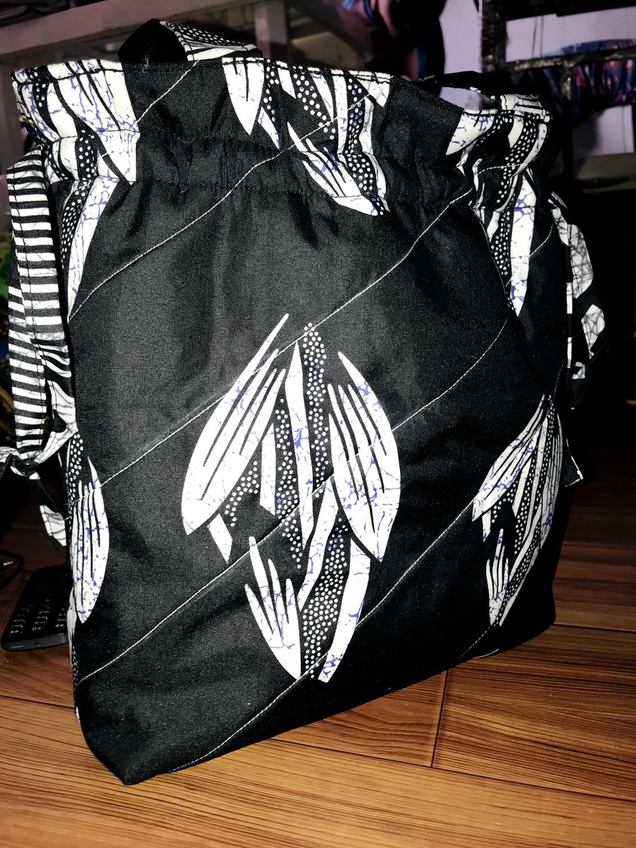 Teee_Billions's tweet photo. Your event deserves a souvenir your guests will actually use
Ankara Drawstring Tote Bags
Perfect for:
• Birthday 
• Wedding souvenirs
• Asoebi packages
It's Beautiful, and reusable
Available for bulk orders
Price: #6000
Kindly DM to order
Whatsapp: 08160246439
Location: Ibadan https://t.co/lZToEZT0nE