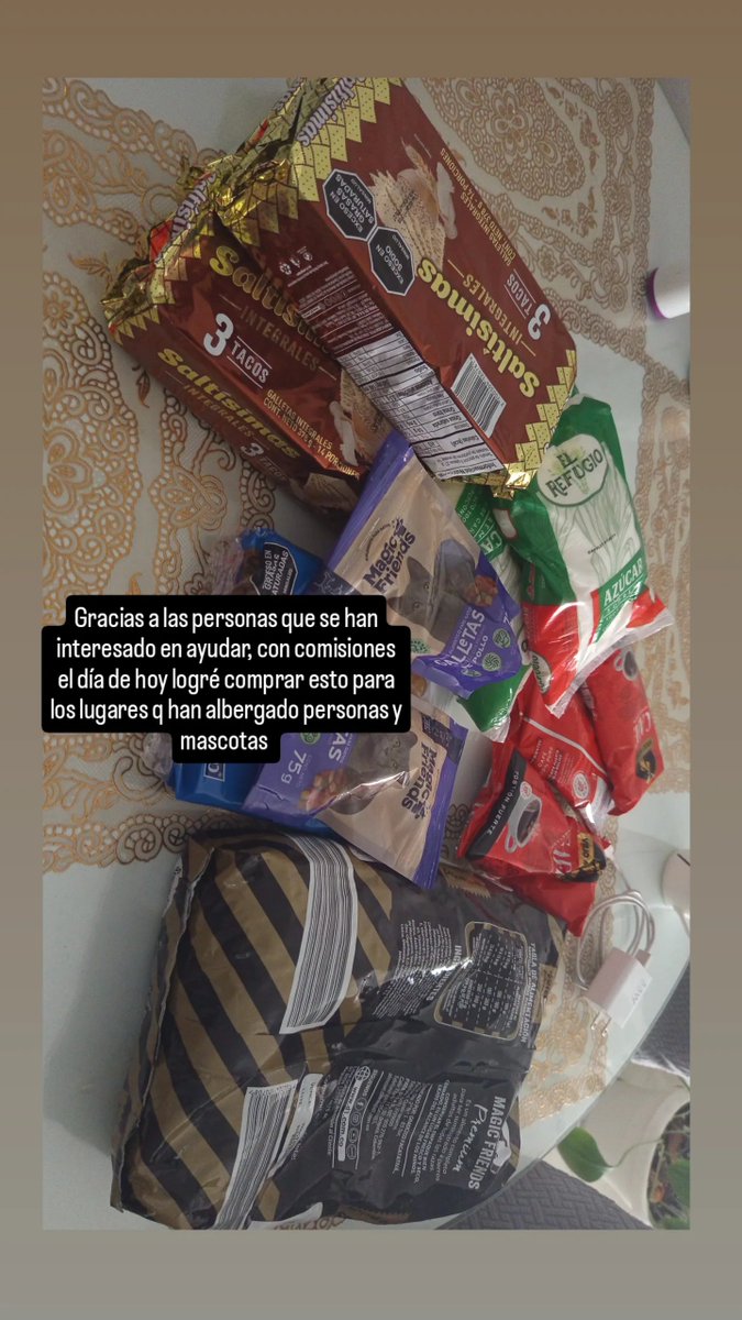 PoppyZeta's tweet photo. Gracias a las personas que se han interesado en ayudar con comisiones en este post subiré los avances q pueda hacer, el día de hoy puse comprar esto https://t.co/BbzKsWvzJe