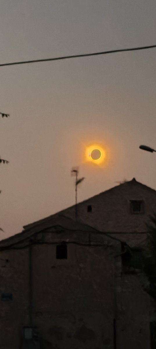 MisterAlexV's tweet photo. @Meteoavila2 Lo mismo digo desde mi pueblo https://t.co/HjsUBX4ASL